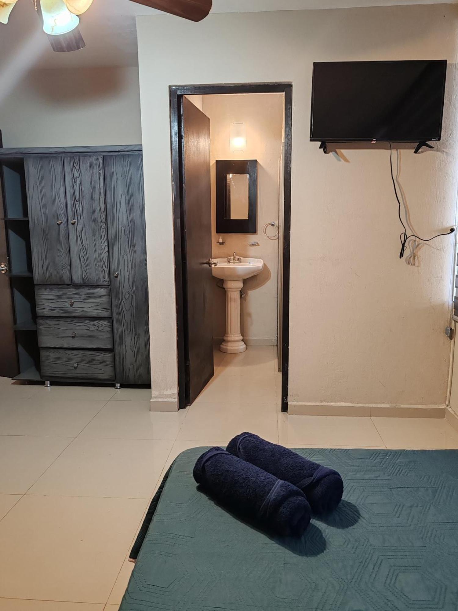 Hostal Vitta غوادالاجارا المظهر الخارجي الصورة